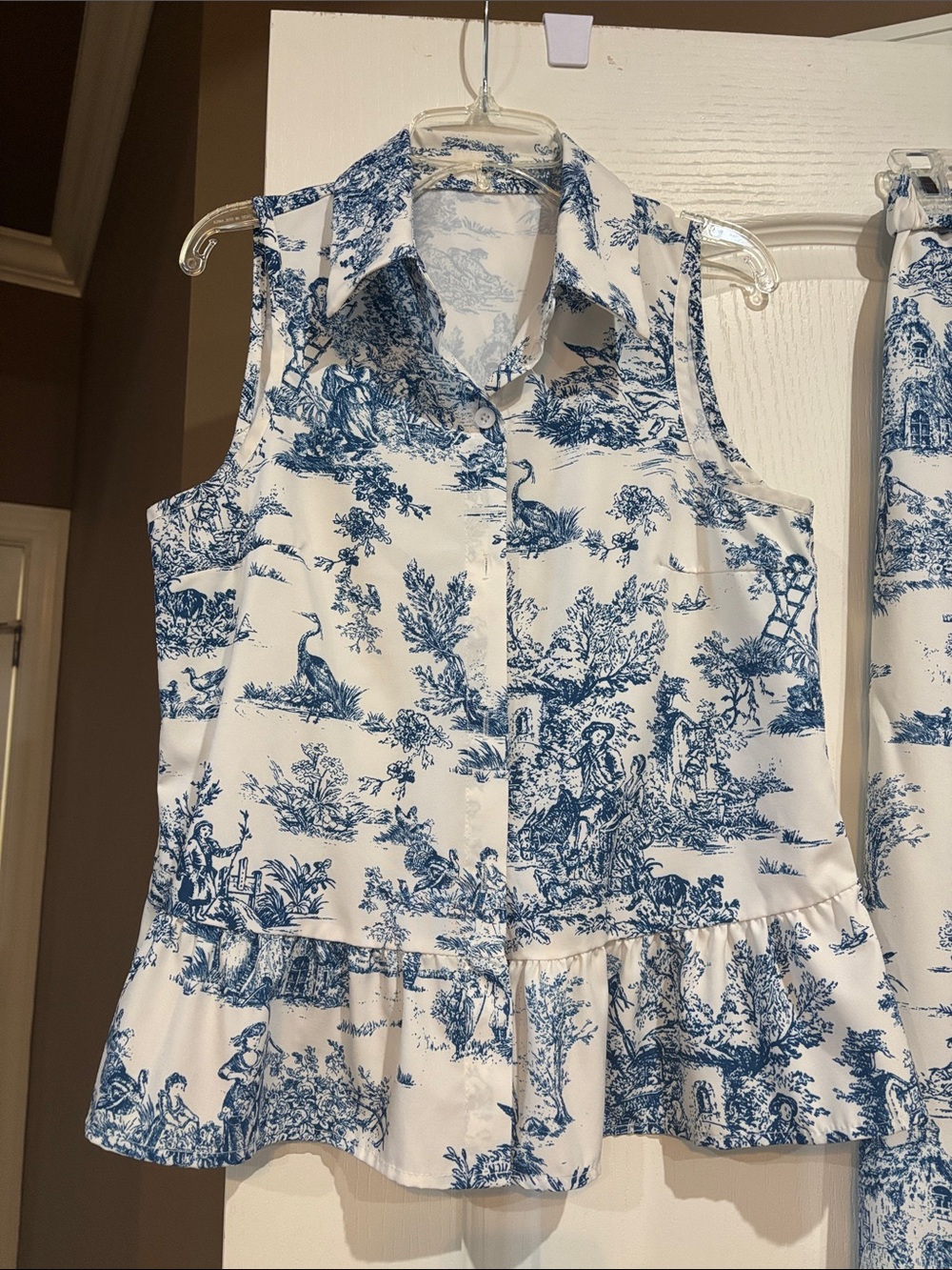 SHEIN Blue and White Toile Button-Down Top - Picture 2 of 3